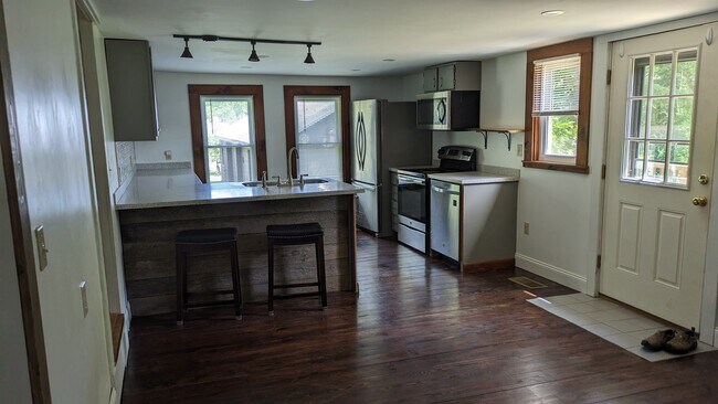 Kitchen - 1126 Trumbulls Corners Rd