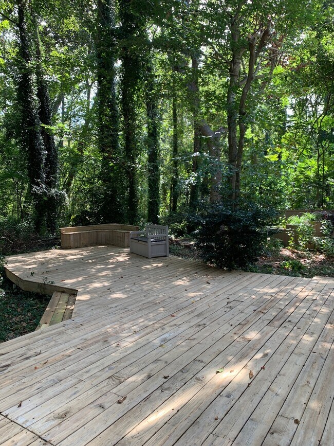 Building Photo - 3/2.5 Near Downtown Available July 25, 2026~ See appt instructions in txt