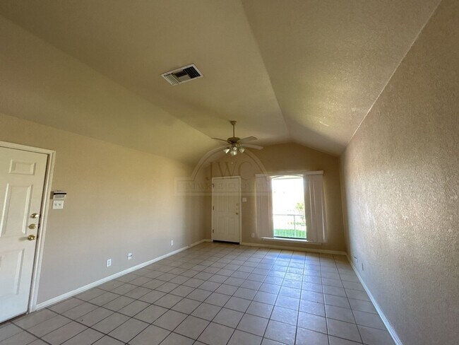 Building Photo - 4706 Pennington Ave