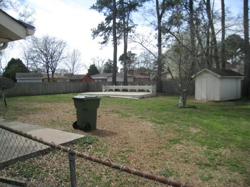 Building Photo - 7919 Ensley Dr SW