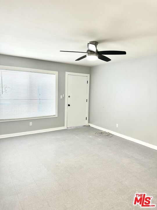 Foto del edificio - 1549 W 224th St