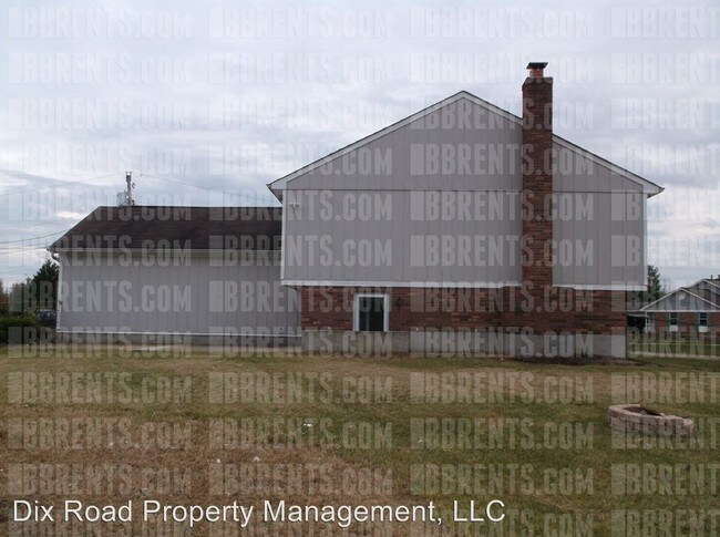 Building Photo - 3 br, 2.5 bath House - 8314 Luster Drive,