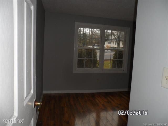 Building Photo - 2 br, 1 bath Condo - 718 broad st A7 Unit A7