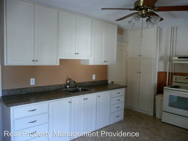 Building Photo - 2 br, 1 bath House - 45 Homestead Ave.