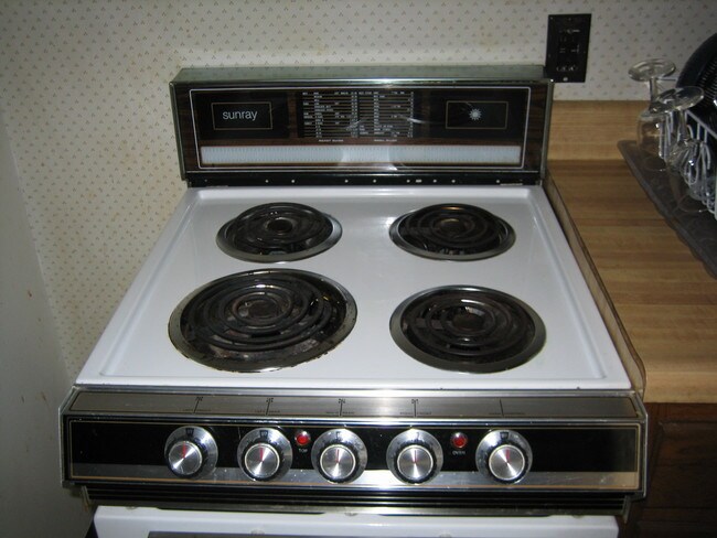 Foto del edificio - 4207 Wilkens Ave