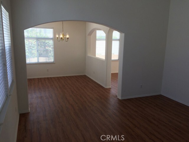 Foto del edificio - 2196 Rancho Hills Dr