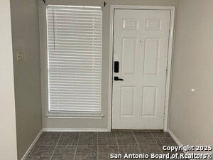 Foto del edificio - 8916 Hambledon Dr