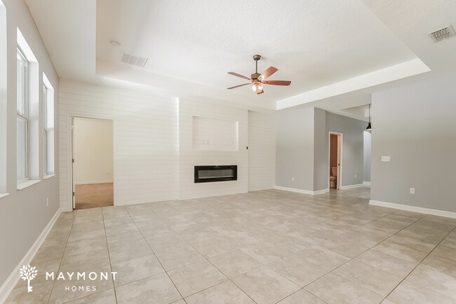 Building Photo - 5853 Alenlon Way
