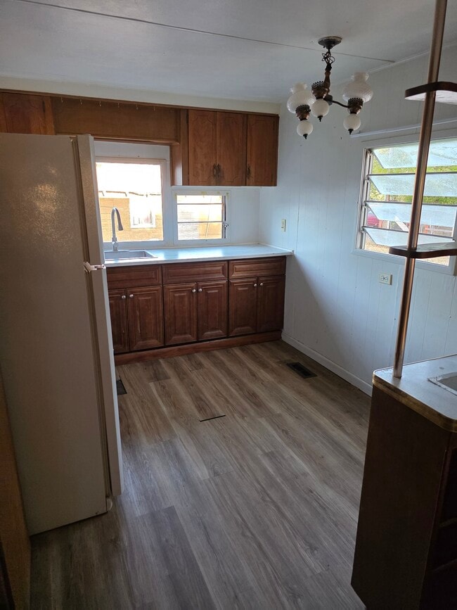 Building Photo - 4532 Ardmore Ave