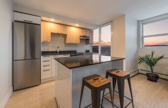 Building Photo - 5633-5633 Fenwick St