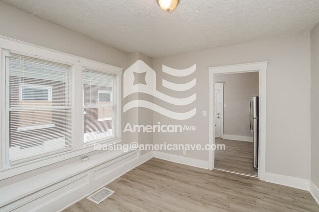 Building Photo - 656 S 42nd St