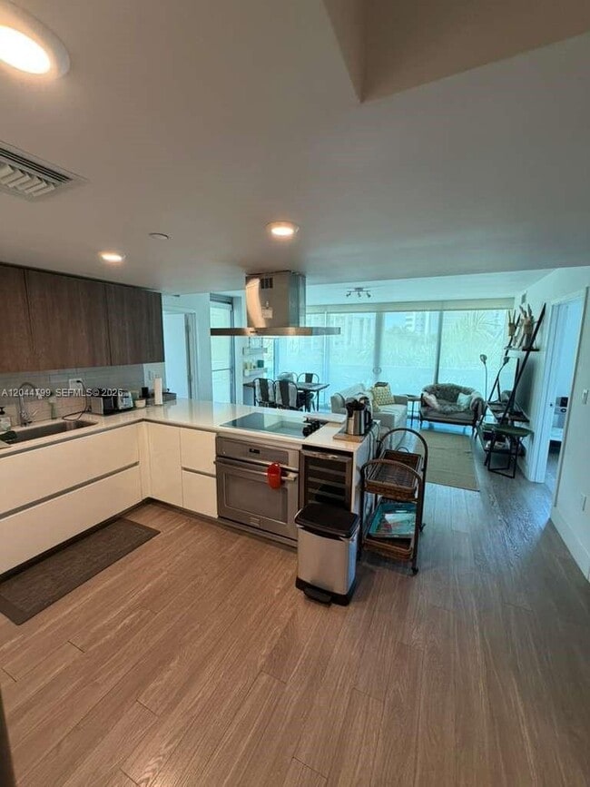 Foto del edificio - 1025 92nd St