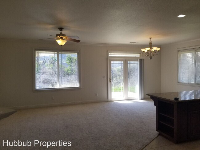 Foto del edificio - 4 br, 2 bath House - 9820 Destiny Dr.