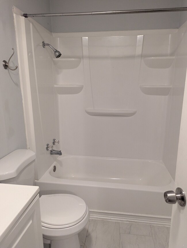 Building Photo - 709 Adeline Pl