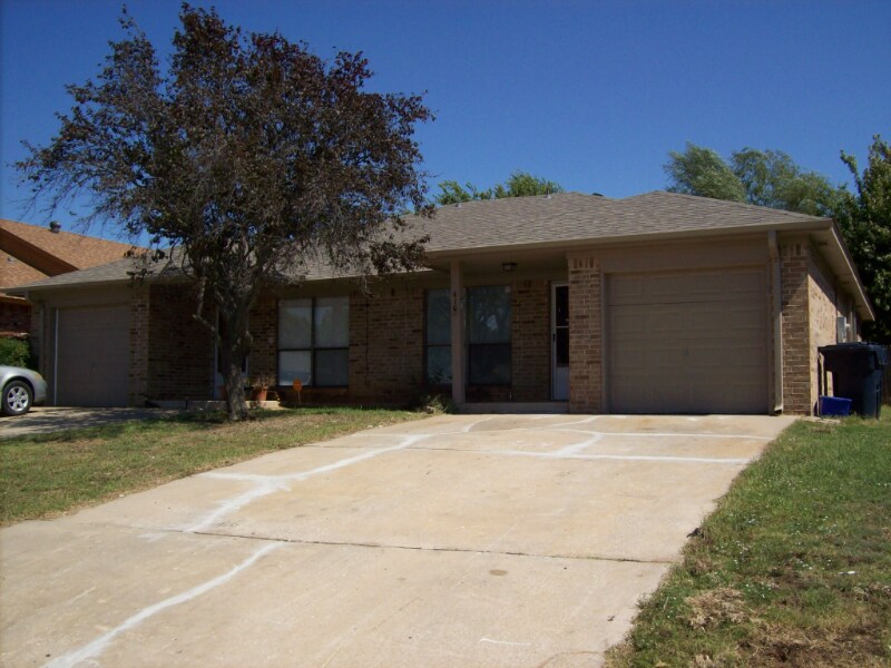 Photo - 410 S Greengate Dr (Yukon, OK)