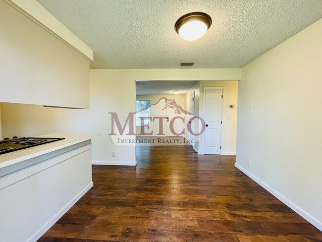 Building Photo - Charming 3-Bedroom Home on a Spacious .30-Acre Lot