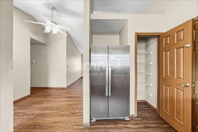 Building Photo - 8539 Coralberry Ln