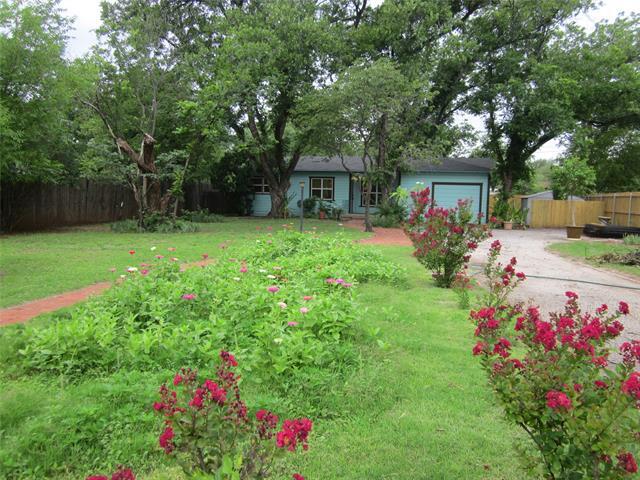 Foto del edificio - 750 Ballinger St