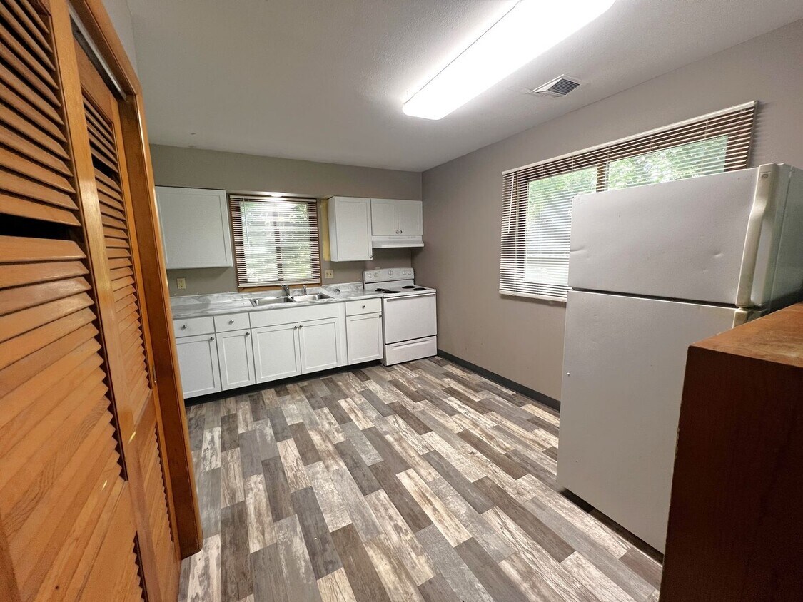 Foto principal - 1131 Maple St