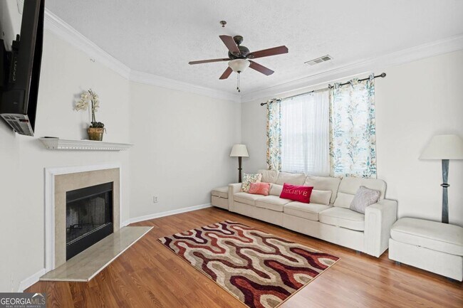 Foto del edificio - 102 Weatherstone Square Dr