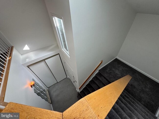 Foto del edificio - 1898 Villaridge Dr