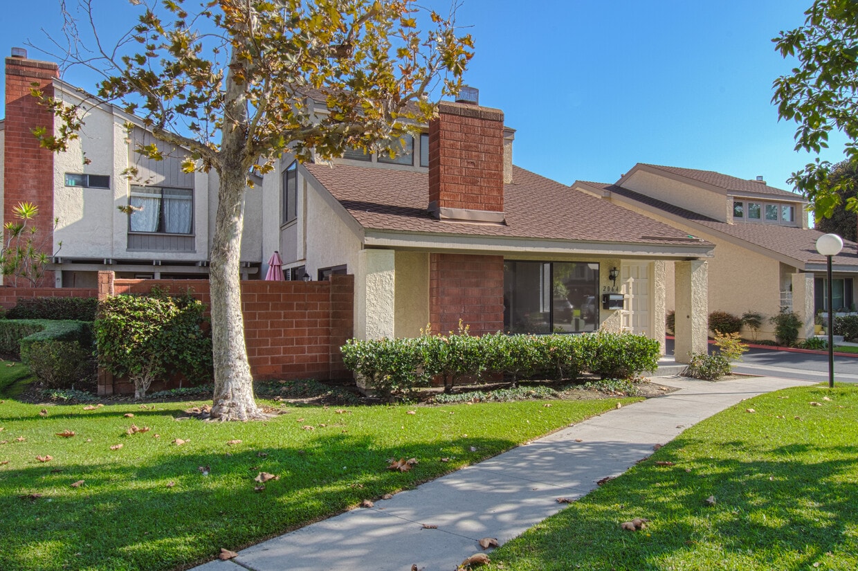 Foto principal - 2064 S June Pl