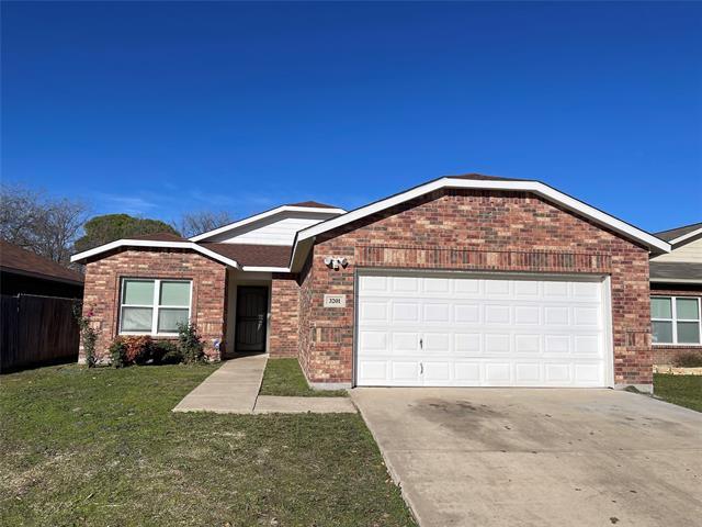 Primary Photo - 3201 Royal Crest Dr