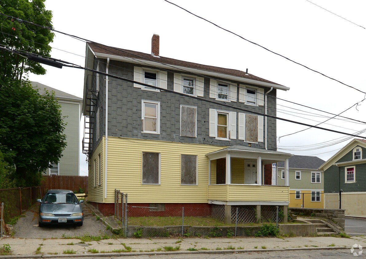 Building Photo - 45 Fuller Ave