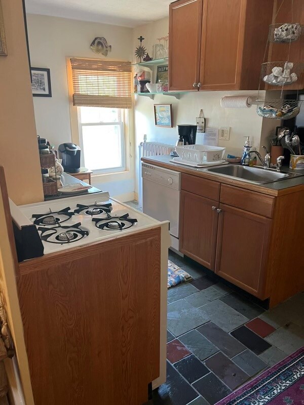 Foto del edificio - 14 Brinley St