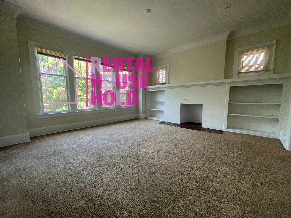 Foto principal - 5065-5067 Linsdale St.