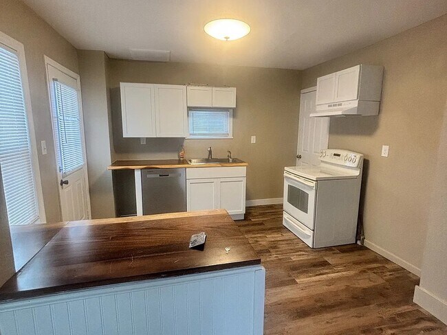 Foto del edificio - 352 Springfield Ave