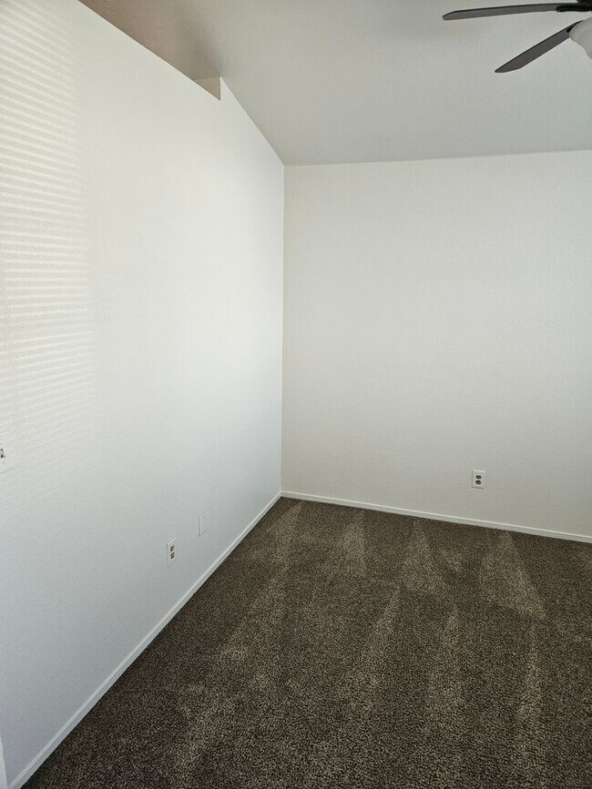 Foto del edificio - 3 Bedroom & 2 Bath for Rent!