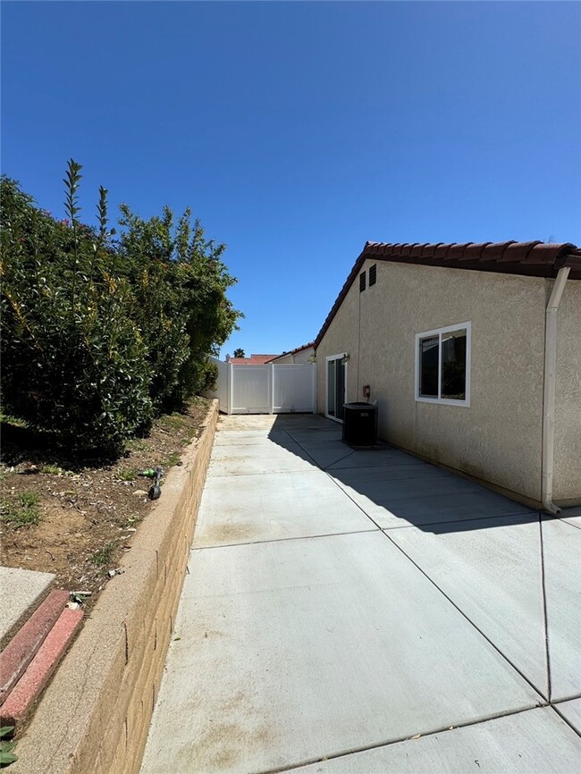 Building Photo - 9726 Shaded Wood Court