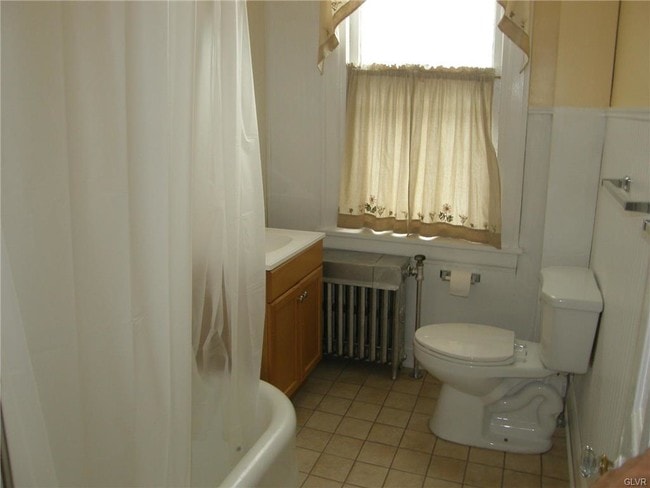 Building Photo - 240 N 10th St