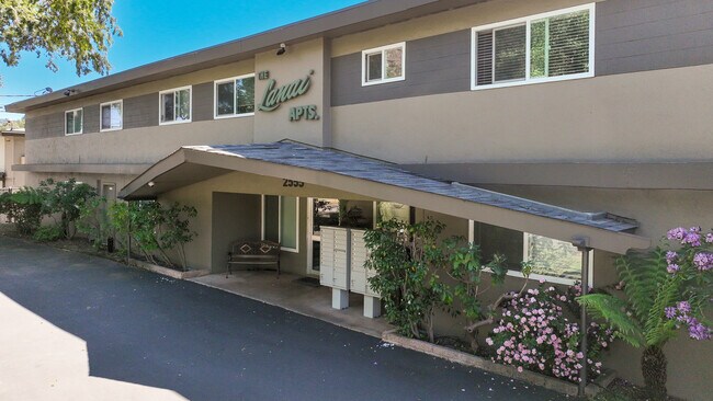 Foto del edificio - 2555 Sir Francis Drake Blvd
