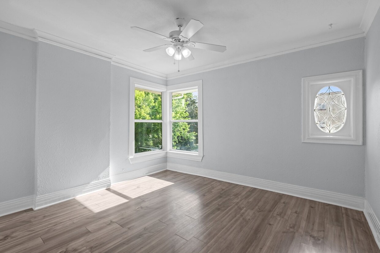 Photo - 936 N Ogden St