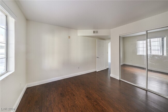 Building Photo - 6500 W Lake Mead Blvd