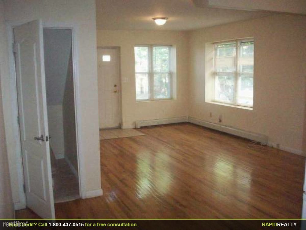 Primary Photo - 7020 73rd St