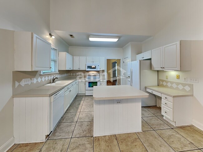 Foto del edificio - 8005 Red Oaks Trl