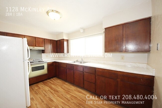 Building Photo - 1128 McKinley Ave