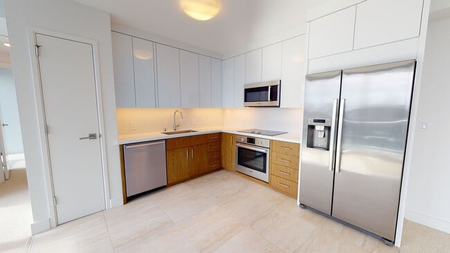 Building Photo - 2BD/2BA/1PRKG Condo Rental at Azure Ala Mo...