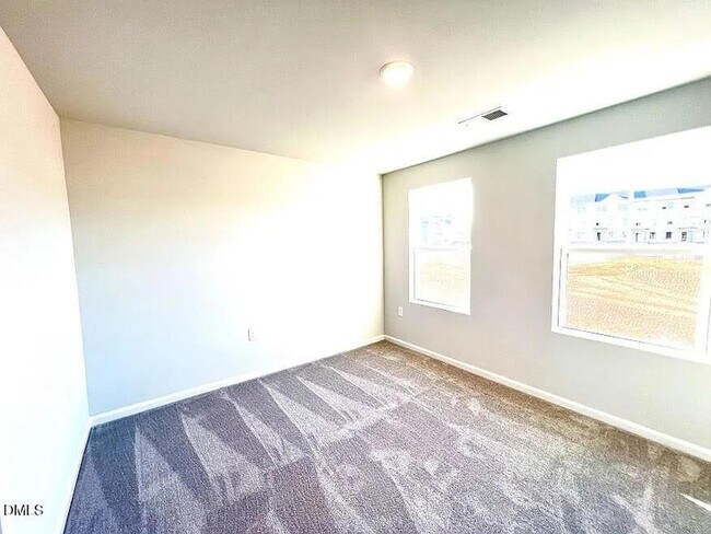 Foto del edificio - 412 Odham Ln