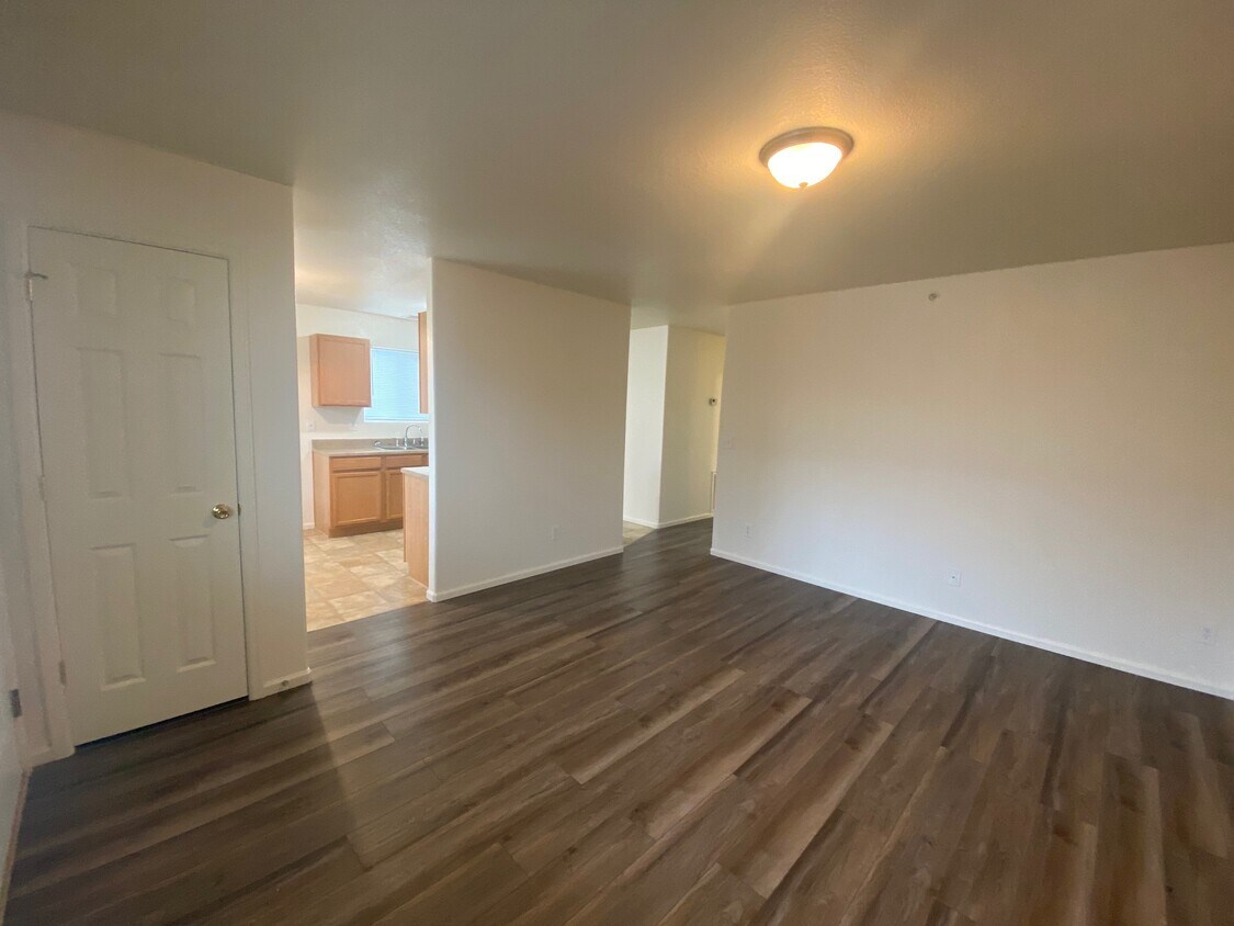 3911 Ariel Ave Unit A, Gillette, WY 82718 3911 Ariel Ave Gillette, WY