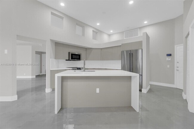 Foto del edificio - 2553 Bay Pointe Dr