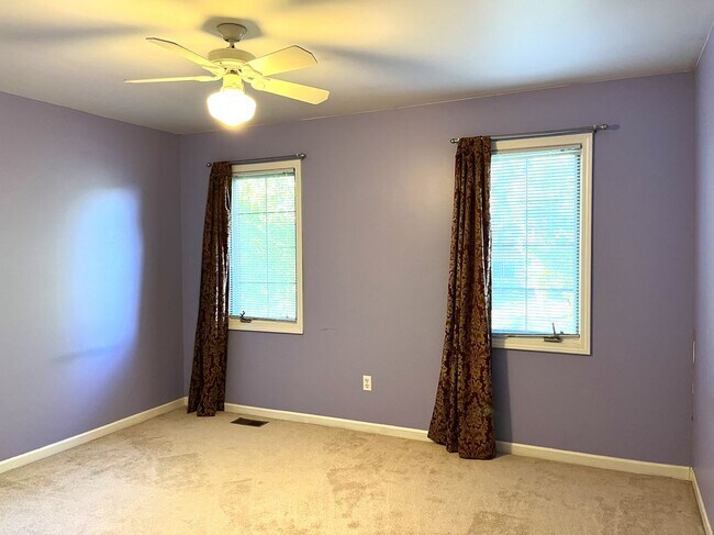 Foto del edificio - 1841 Grayslake Dr