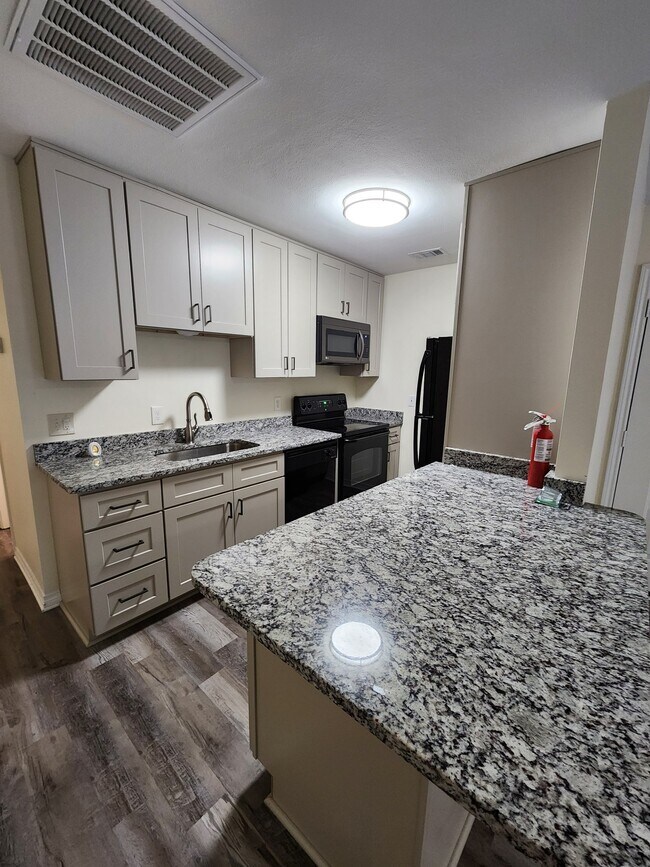 Foto del edificio - 4780 Pontchartrain Dr