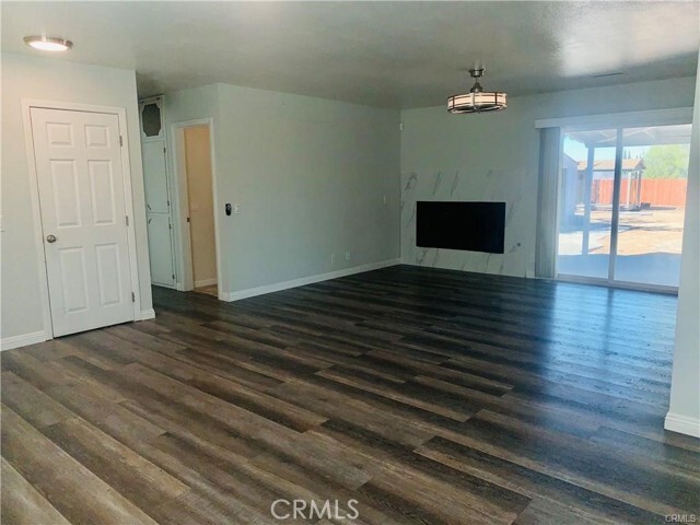 Foto del edificio - 17600 Orange St