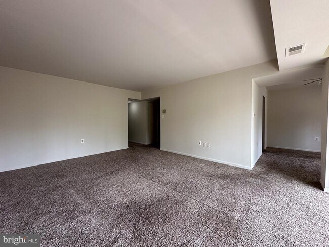 Building Photo - 1550 Northgate Square