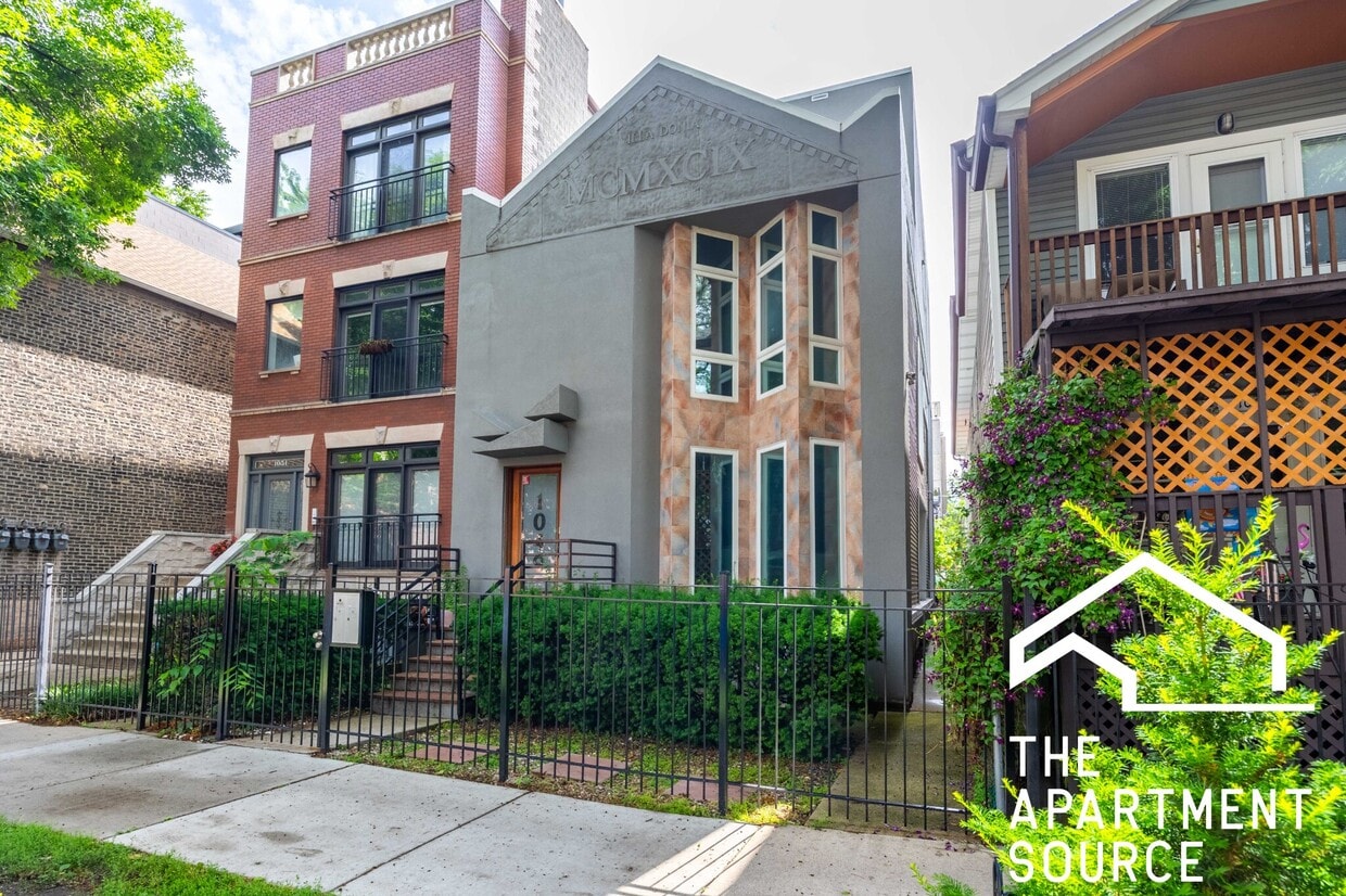 Primary Photo - 1049 N Winchester Ave