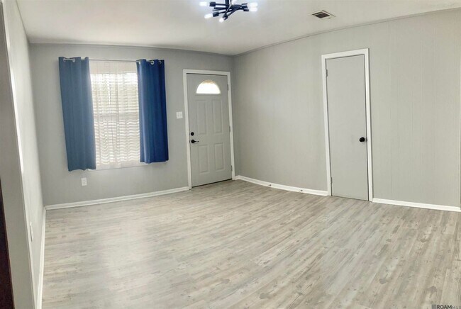 Foto del edificio - 23515 Marshall St